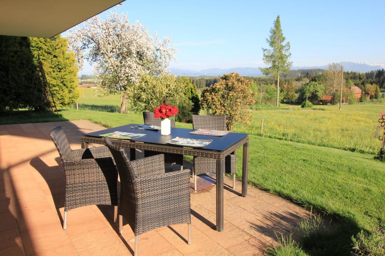 Kuh Heimat - Bergblick - Terrasse Leilighet Buchenberg  Eksteriør bilde