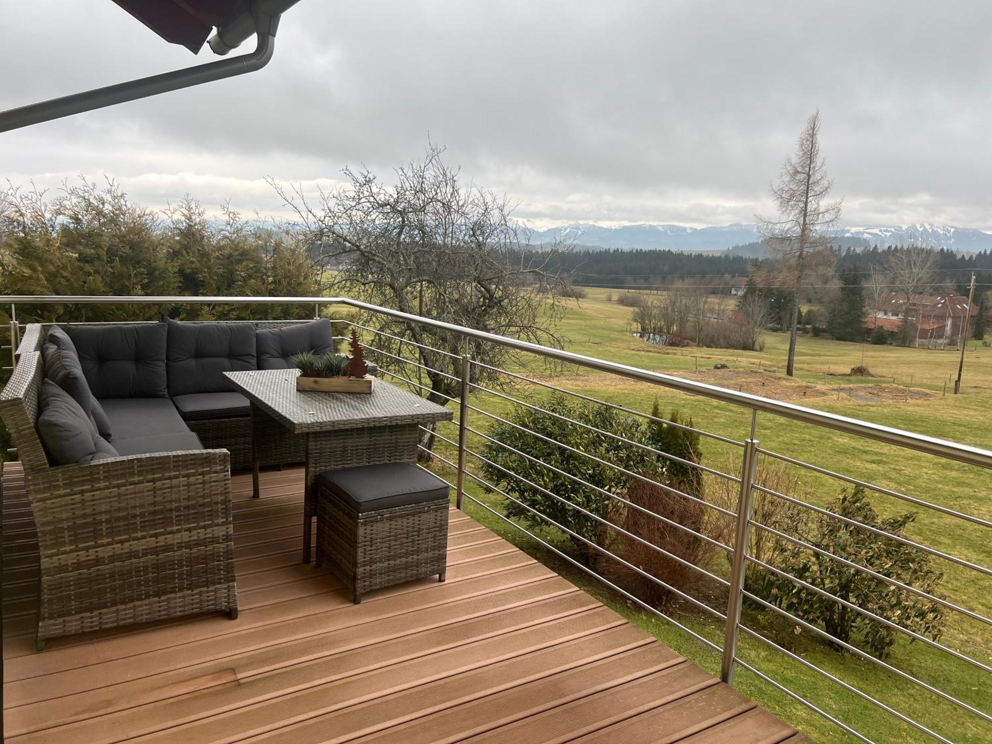 Kuh Heimat - Bergblick - Terrasse Leilighet Buchenberg  Eksteriør bilde